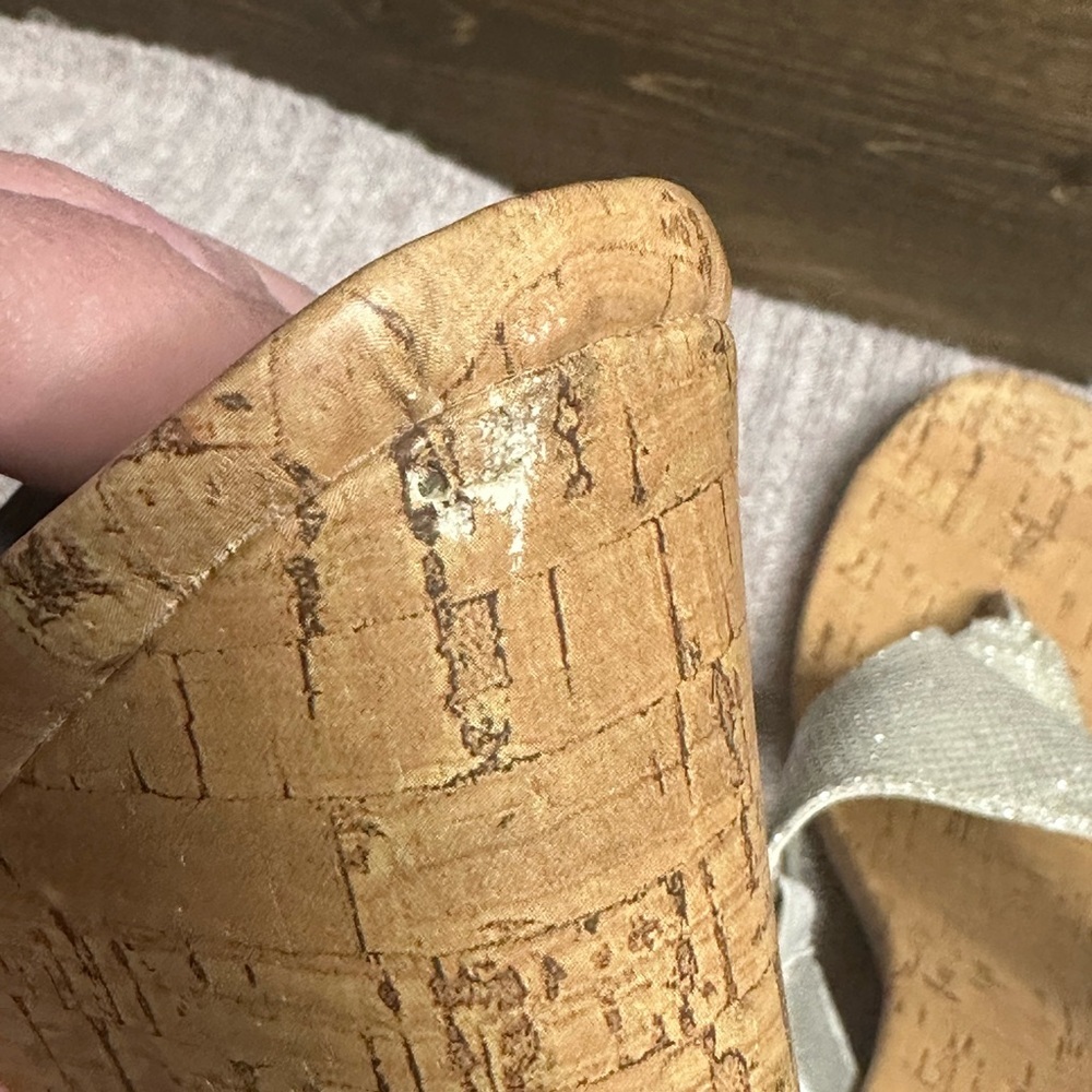 Pre-loved St. John’s Bay•Silver•Size8.5 M•Wedge•Sandal - Picture 3 of 6